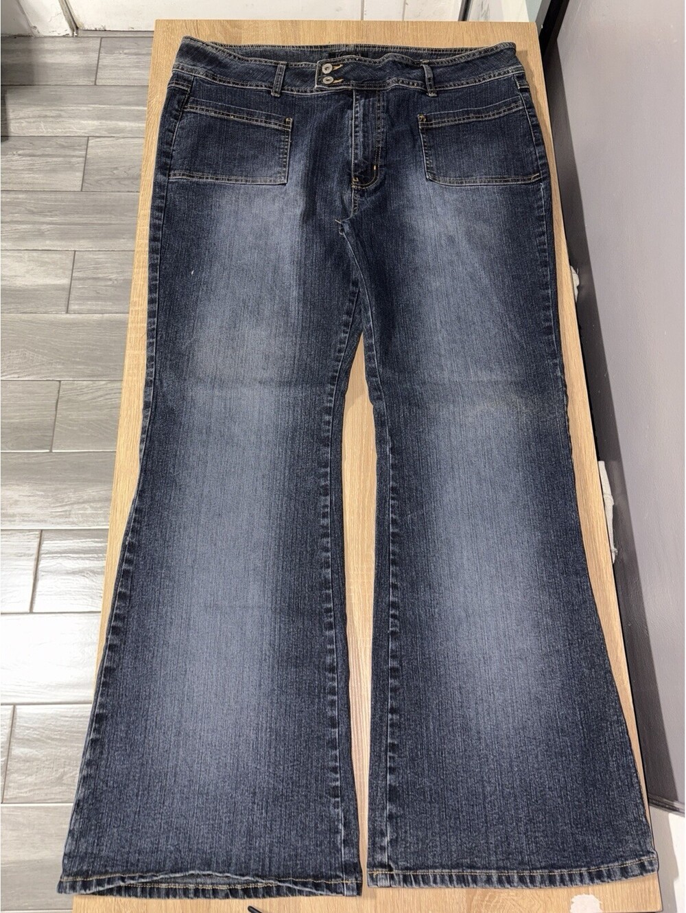 Y2K Angels Jeans Womens 22 Blue Wash Stretch Flare Wide Leg Plus Size Denim